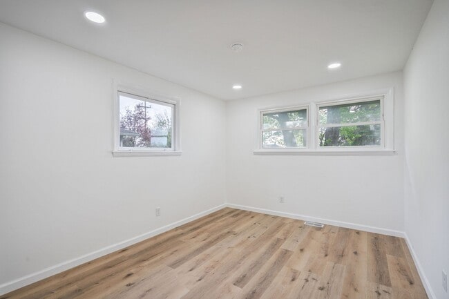Photo - 3706 S Park Rd