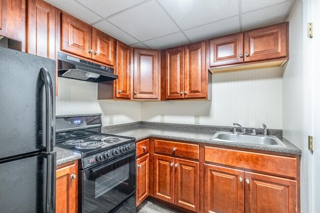 Photo - Pine View Apartments