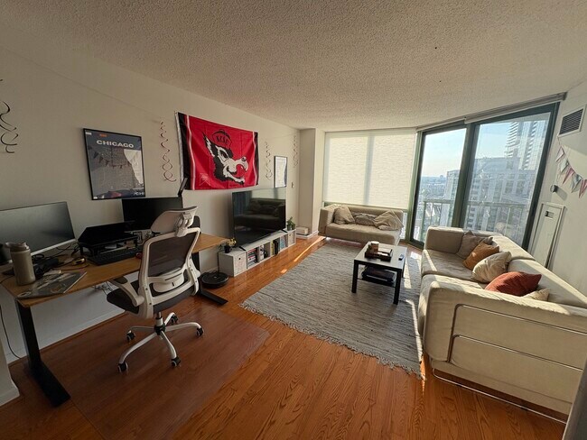 111 W Maple St