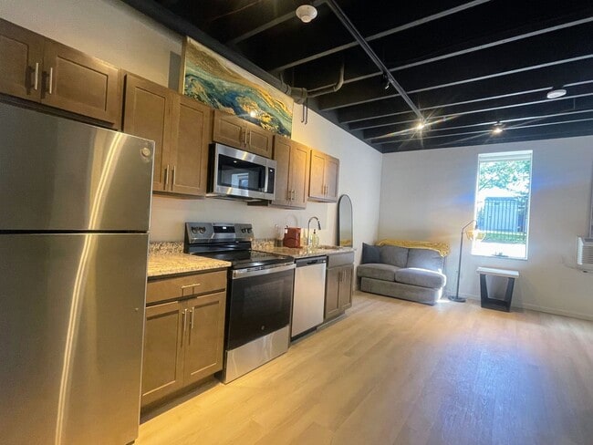 Photo - 274 N Goodman St Unit 003