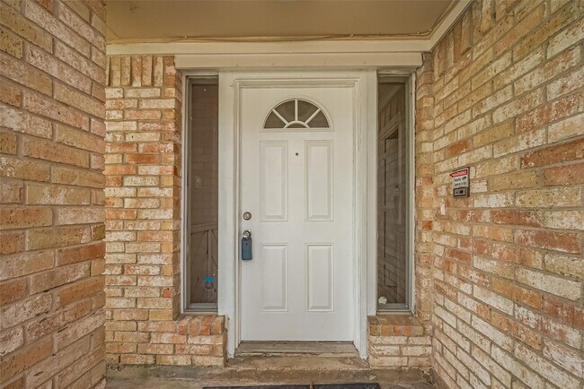 Photo - 2606 Lexington Woods Dr