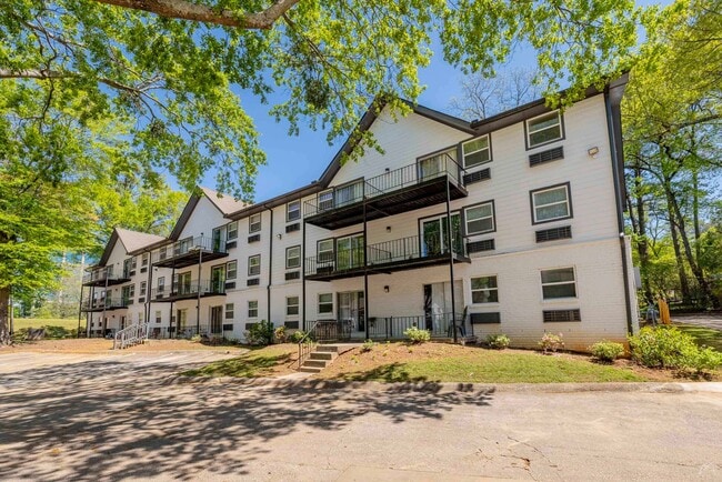 Building Photo - 2006 Northlake Pkwy Unit 2006-15 Rental