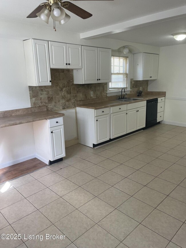 Photo - 9105 Preston Hwy