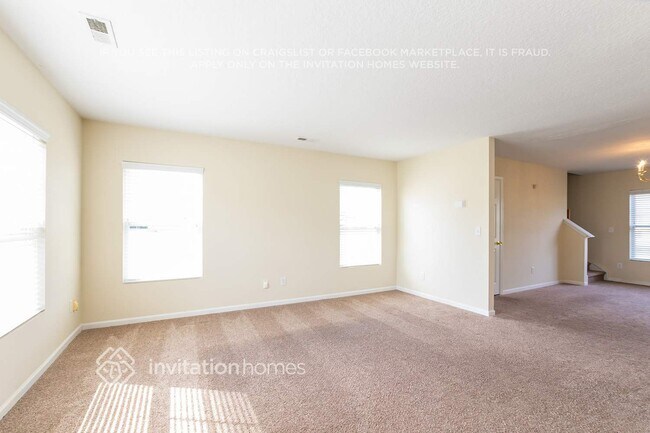 Photo - 1422 Moondance Ln