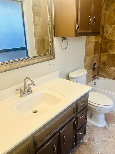 Photo - 2604 W 8th St Unit B