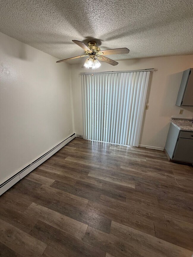 Photo - 732 37th Ave Ct Unit 3