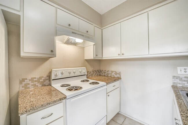 Photo - 12980 Greenway Chase Ct