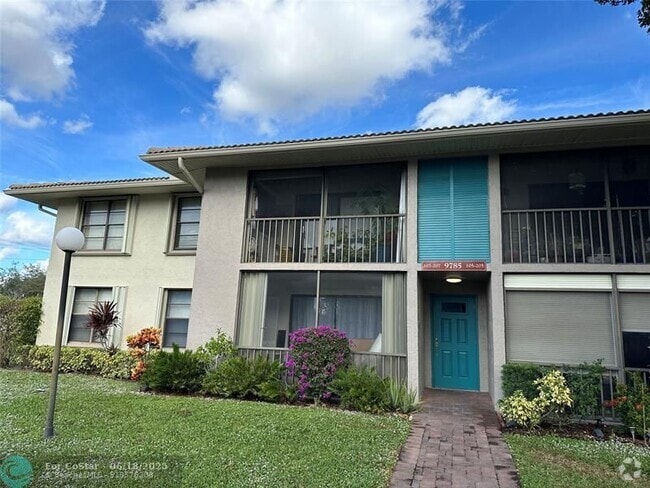 Building Photo - 9785 Pineapple Tree Dr Unit 207 Rental