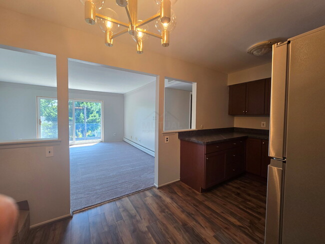 Photo - 19820 W 12 Mile Rd Unidad 24