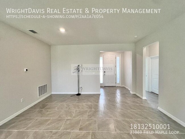 Photo - 33869 Field Maple Lp