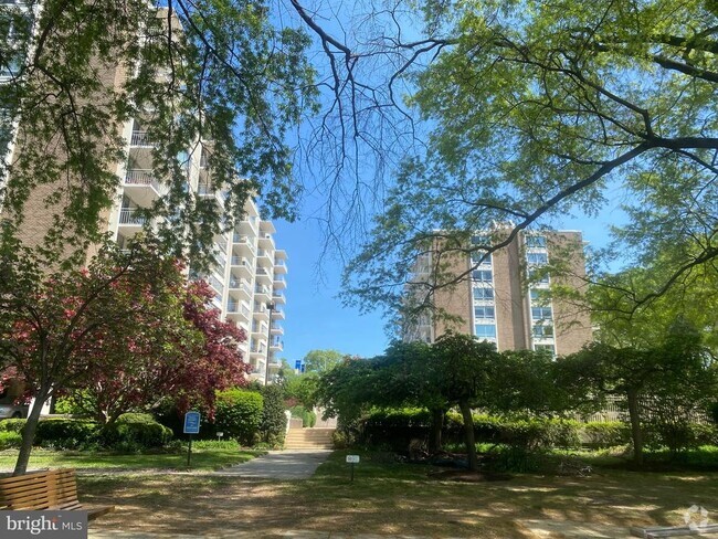 Building Photo - 1435 4th St SW Unit B602 Rental