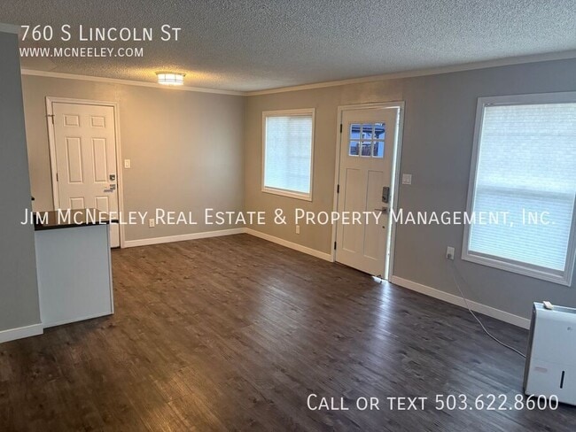 Photo - 760 S Lincoln St