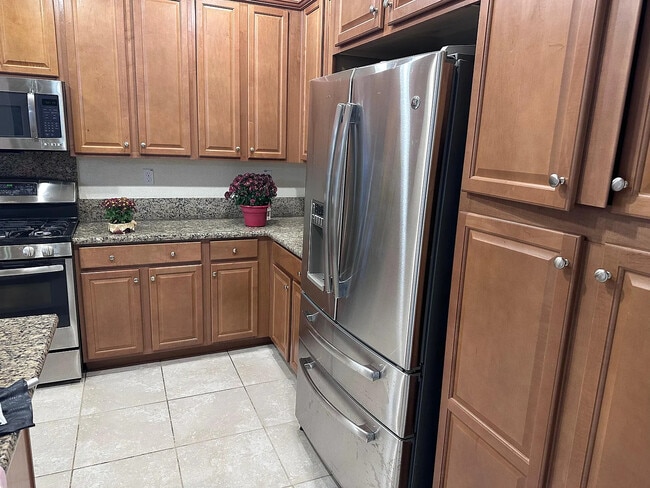 Photo - 717 N Dorato Ln