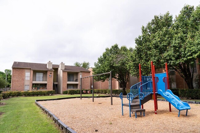 Building Photo - 2800 Ashford Trail Dr Unit 413 Rental