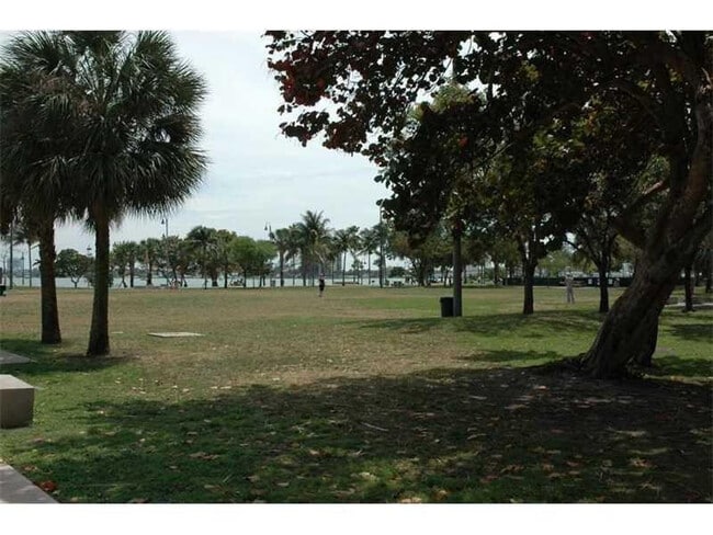 Photo - 1900 N Bayshore Dr Unit 2609