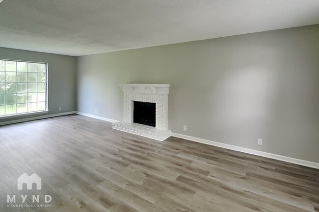Photo - 2981 Owendale Dr