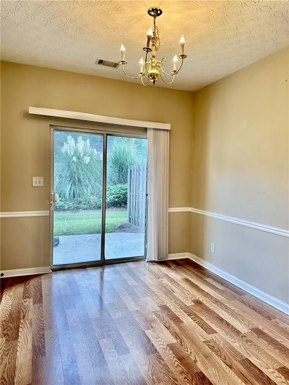 Photo - 658 Kenridge Dr