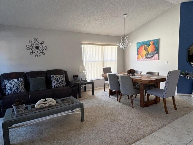 Photo - 2598 Chatham Cir