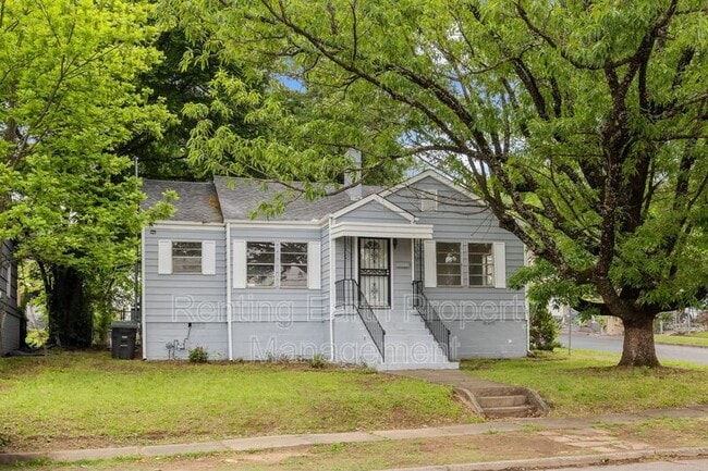 Photo - 1001 Valley Rd Pl