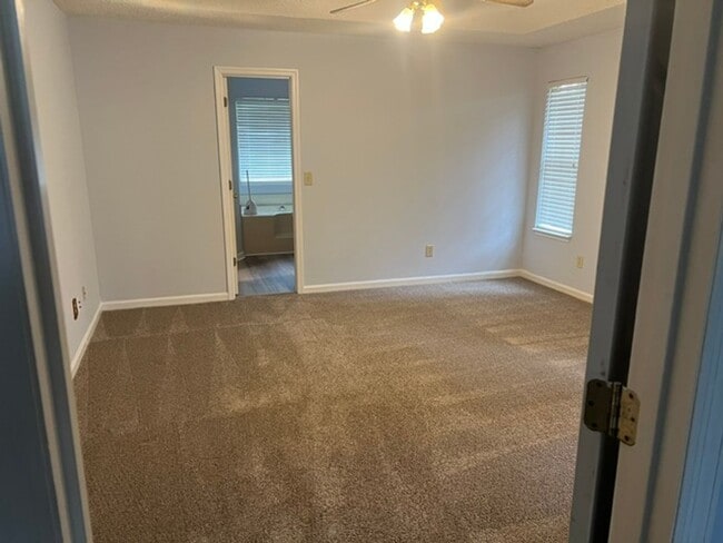 121 Timber Ridge Dr