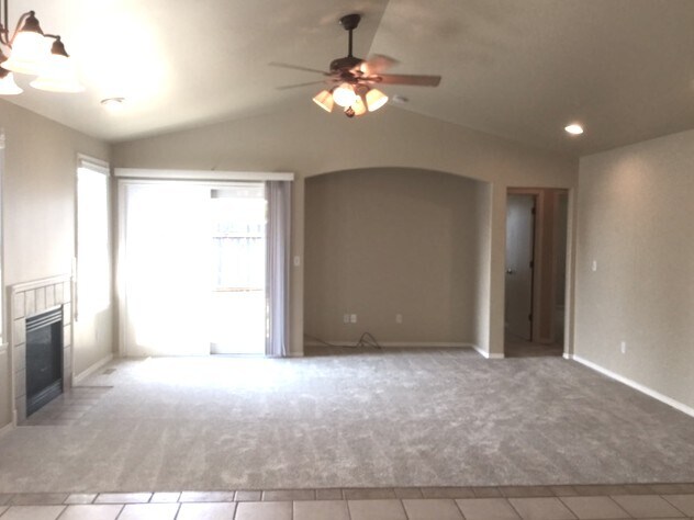 Photo - 5914 102nd St NE