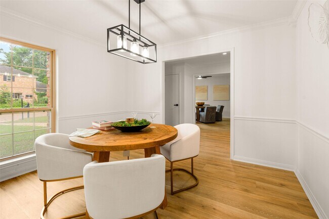 Photo - 5502 Graystone Ln