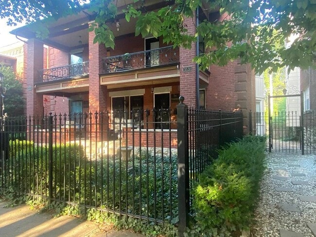 Photo - 3531 Wyandotte St
