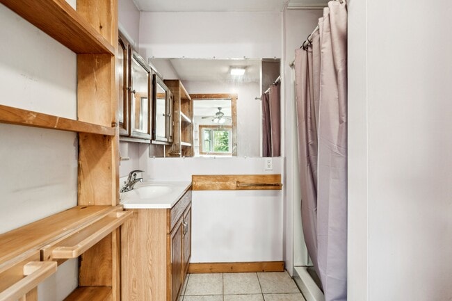 Photo - 112 Payne Rd