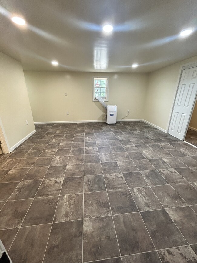 Photo - 1794 John Branch Rd