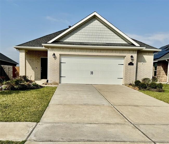 Building Photo - 7926 Grandstand Pkwy