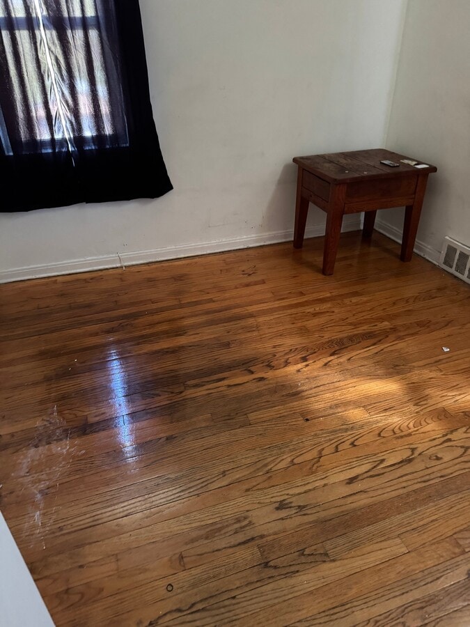 Photo - 24502 W Chicago