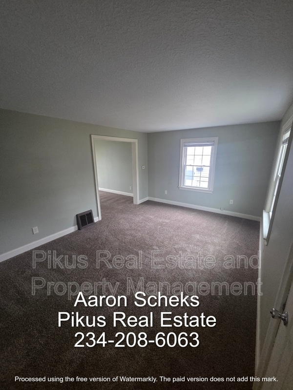 Photo - 1806 Flint Ave