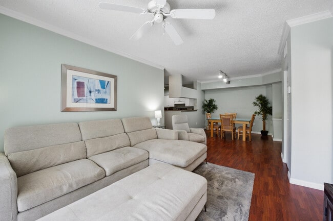 Photo - 3221 Tuscany Way Unit 3221