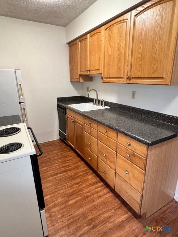 Building Photo - 511 W Hutchison St Unit A