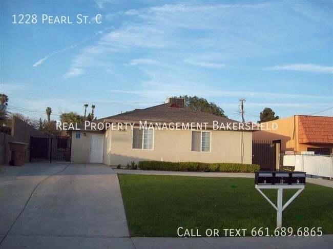 Building Photo - 1228 Pearl St Rental