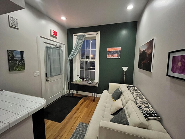 Photo - 51 Church St