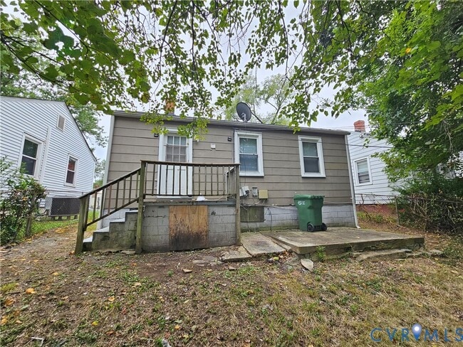 Building Photo - 1116 E 15th St Rental