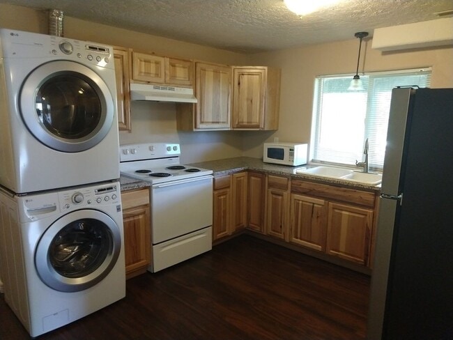 Photo - 4045 W Juniper Rd