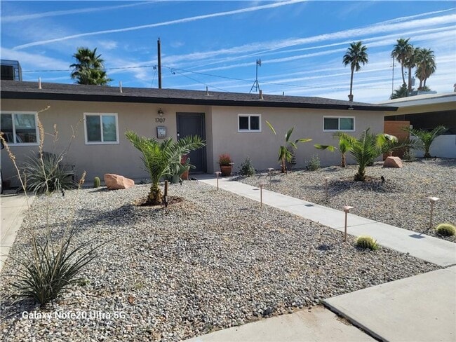 Building Photo - 1707 S 8th St