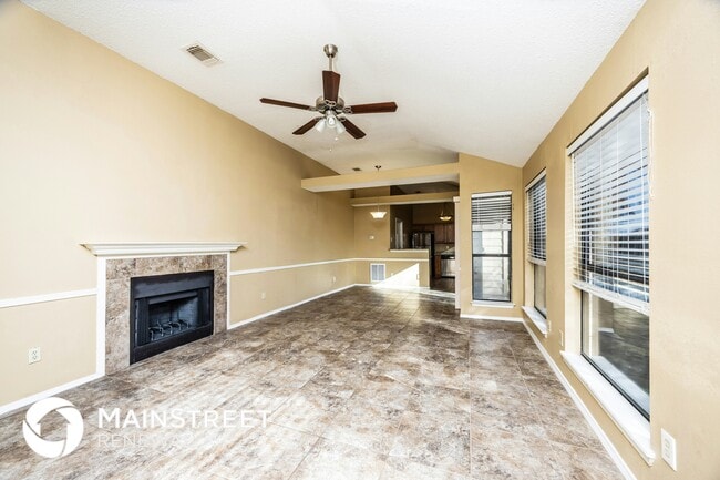 Photo - 450 Appomattox Dr