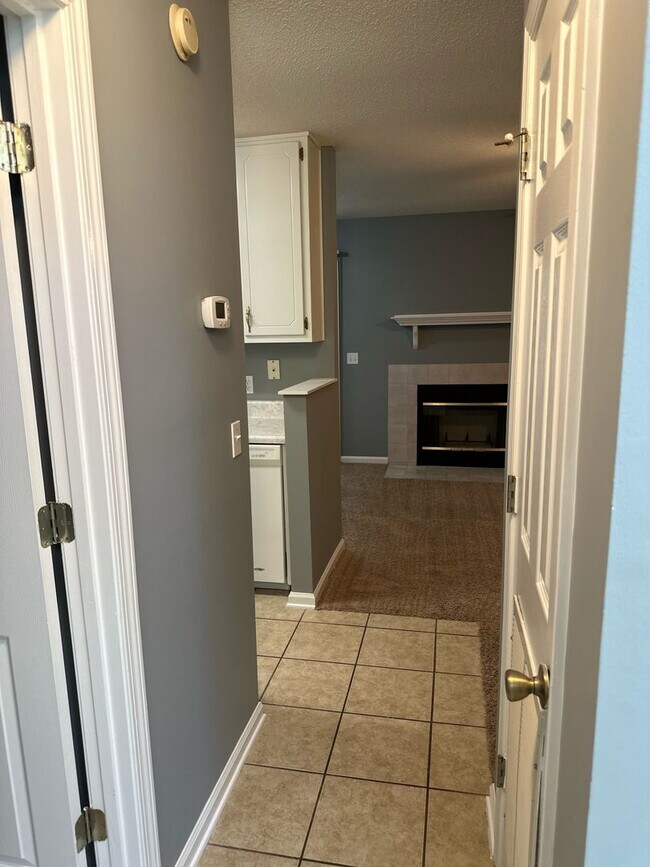 Photo - 316 Candlebrook Dr