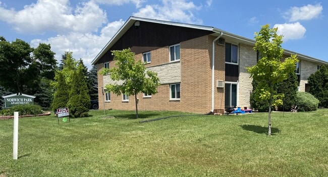 Photo - 6450 W Norwich Ave Unit 6430 West Norwich Avenue