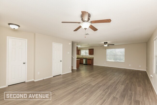 Photo - 6237 Hereford Dr