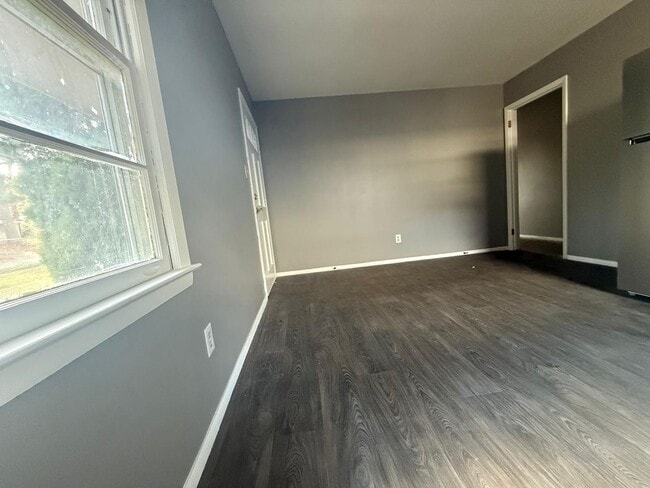 Photo - For Rent — Spacious & Affordable 4 Bedroom Home!