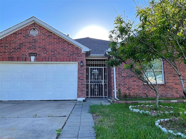 Photo - 13739 Canyon Hollow Loop House
