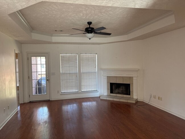 Photo - AVAILABLE NOW!