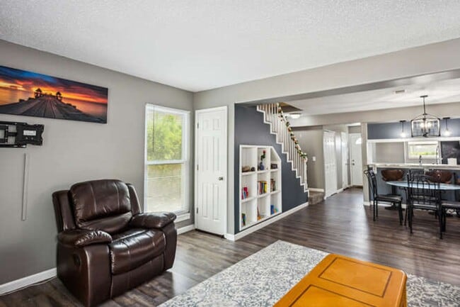 Photo - Chisholm Creek Condominium