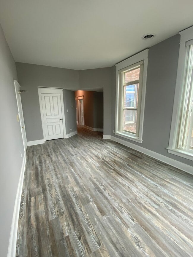 Building Photo - 2 Bedroom Rental in Emmaus! Unit 202 WHITE 22
