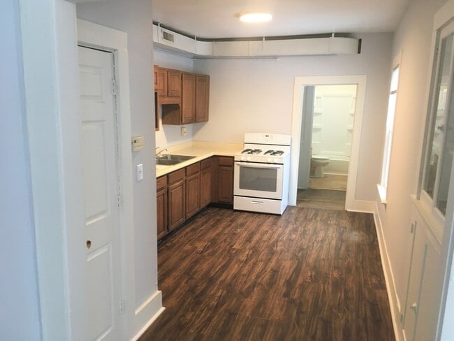 Photo - 9th St 3-Plex Unit 415