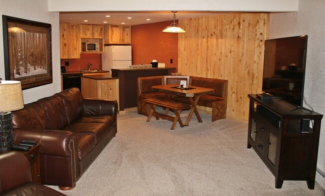 Photo - WINTER RENTAL- 2 Bedroom/1 Bath w/Washer/D...